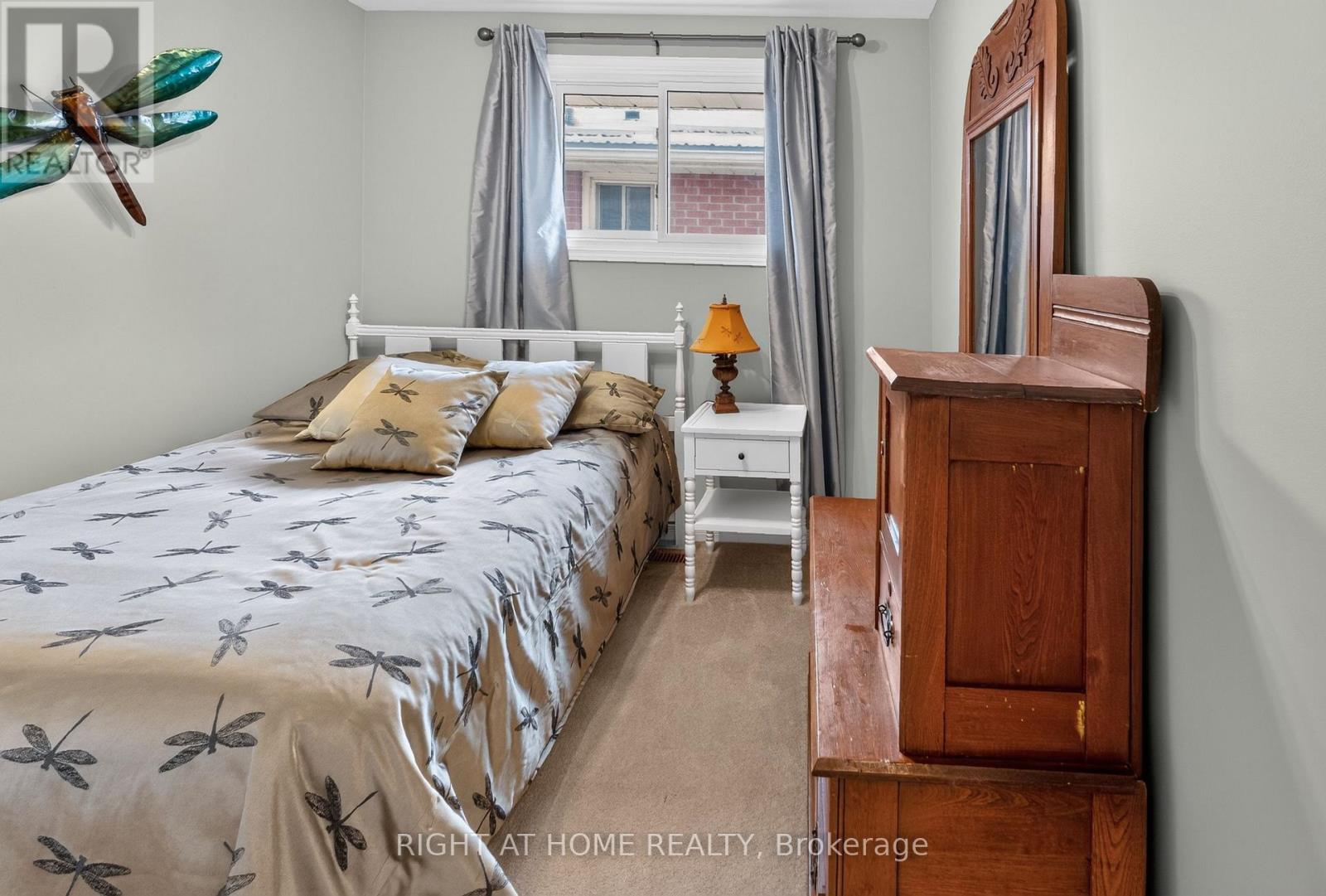 27 DYER STREET - 17