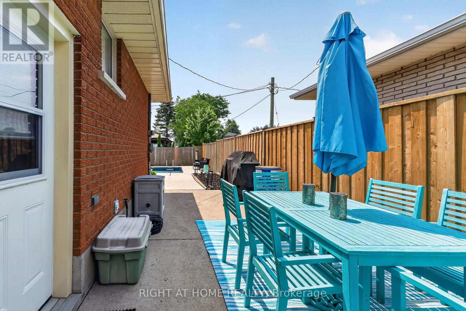 27 DYER STREET - 36