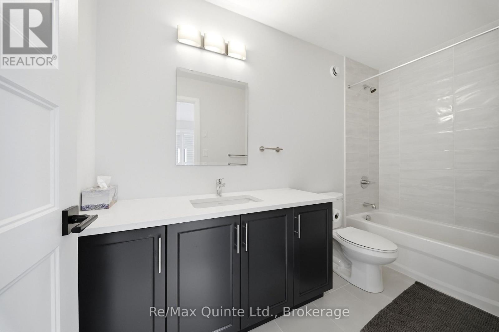 1418 TULIP DRIVE - 25