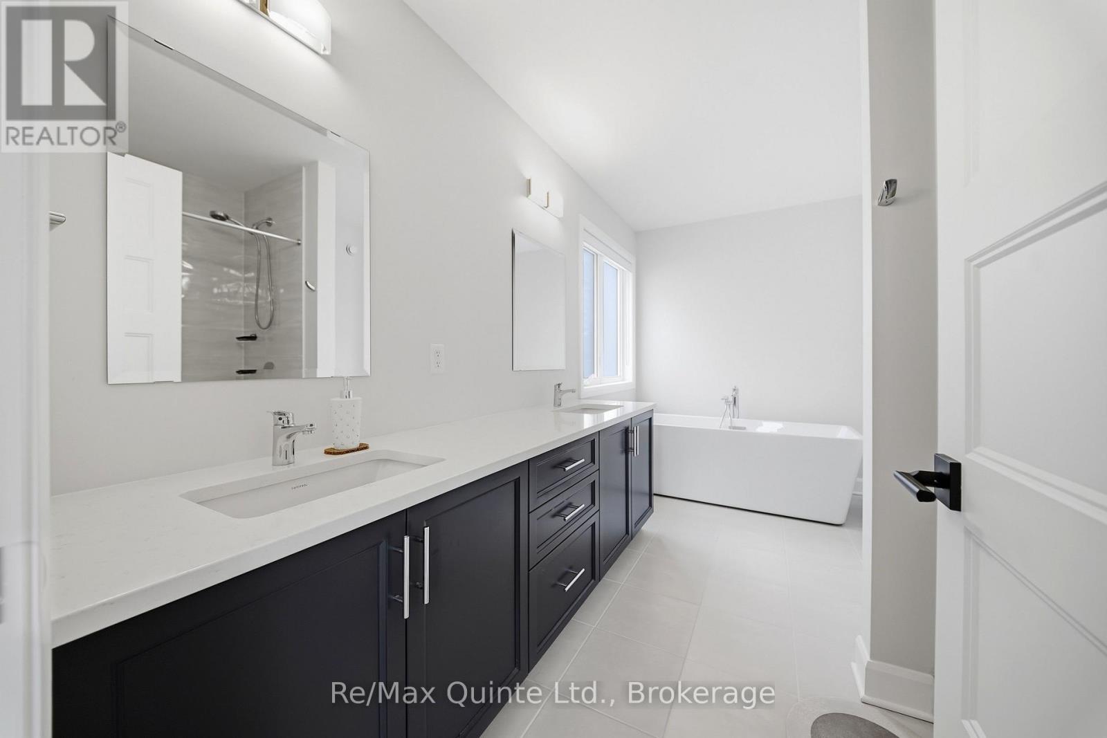1418 TULIP DRIVE - 33