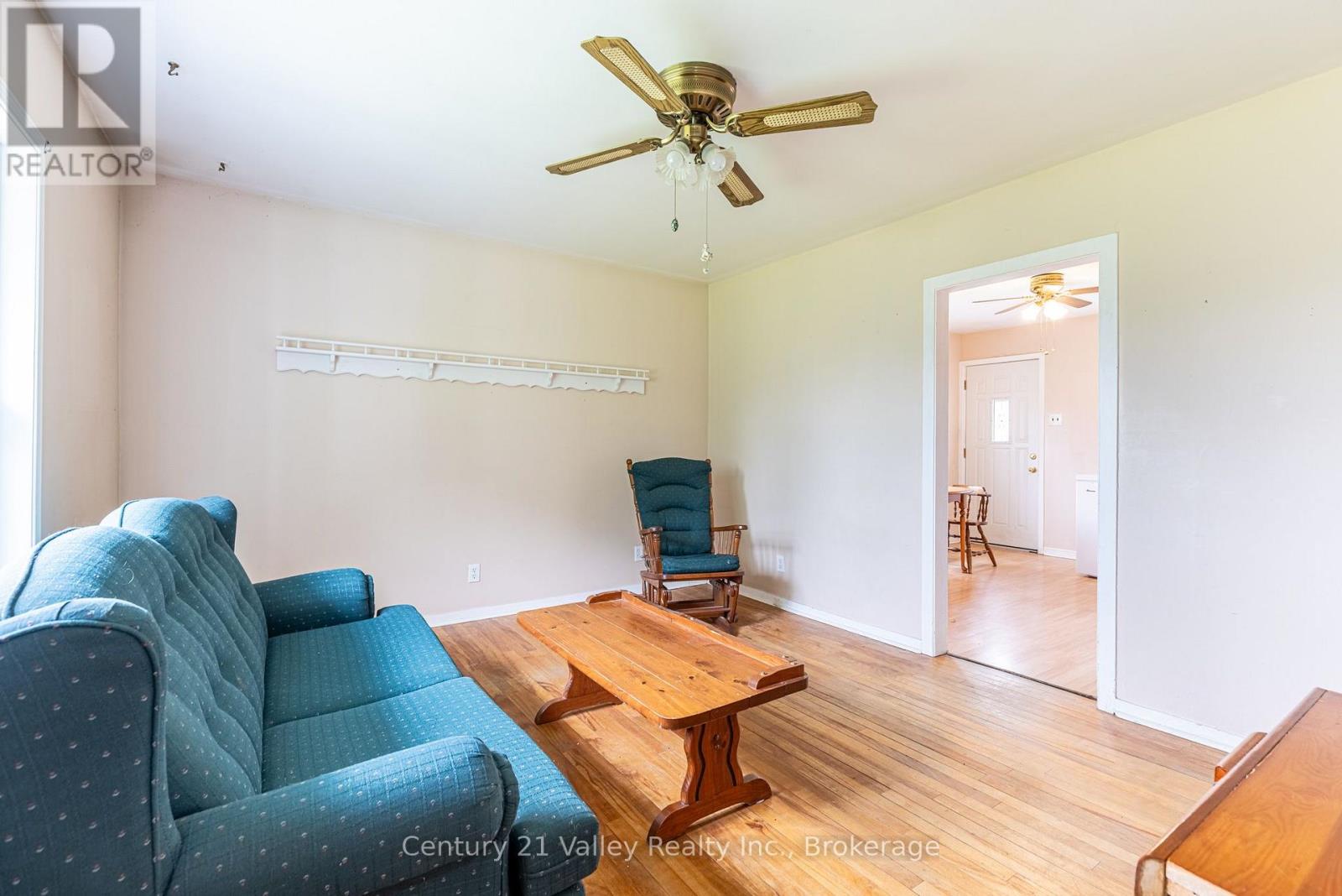 34 SEBASTOPOL DRIVE - 14