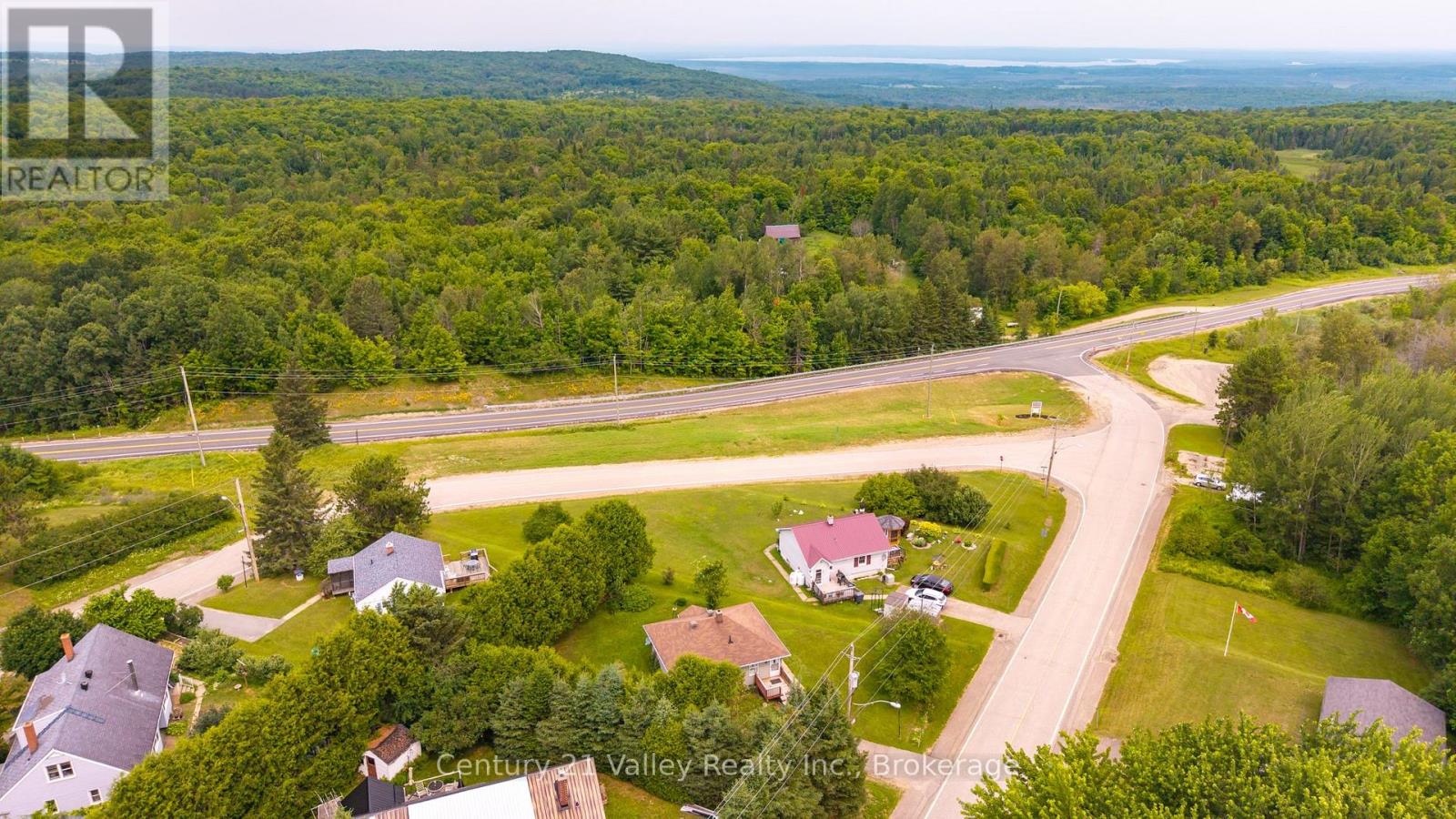 34 SEBASTOPOL DRIVE - 2