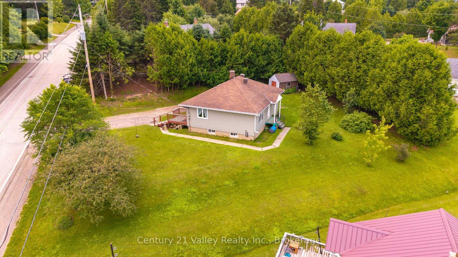 34 SEBASTOPOL DRIVE - 28