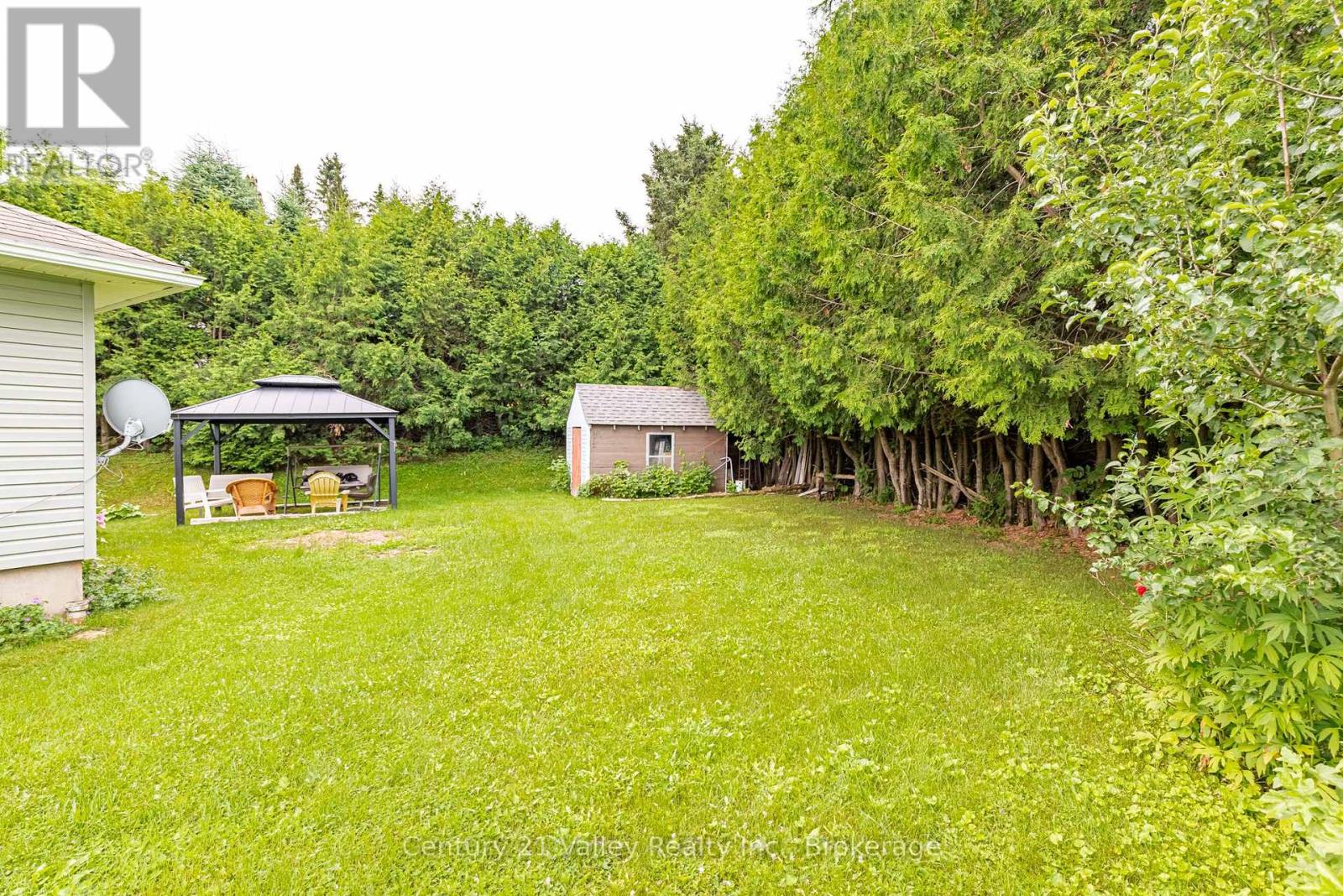 34 SEBASTOPOL DRIVE - 6