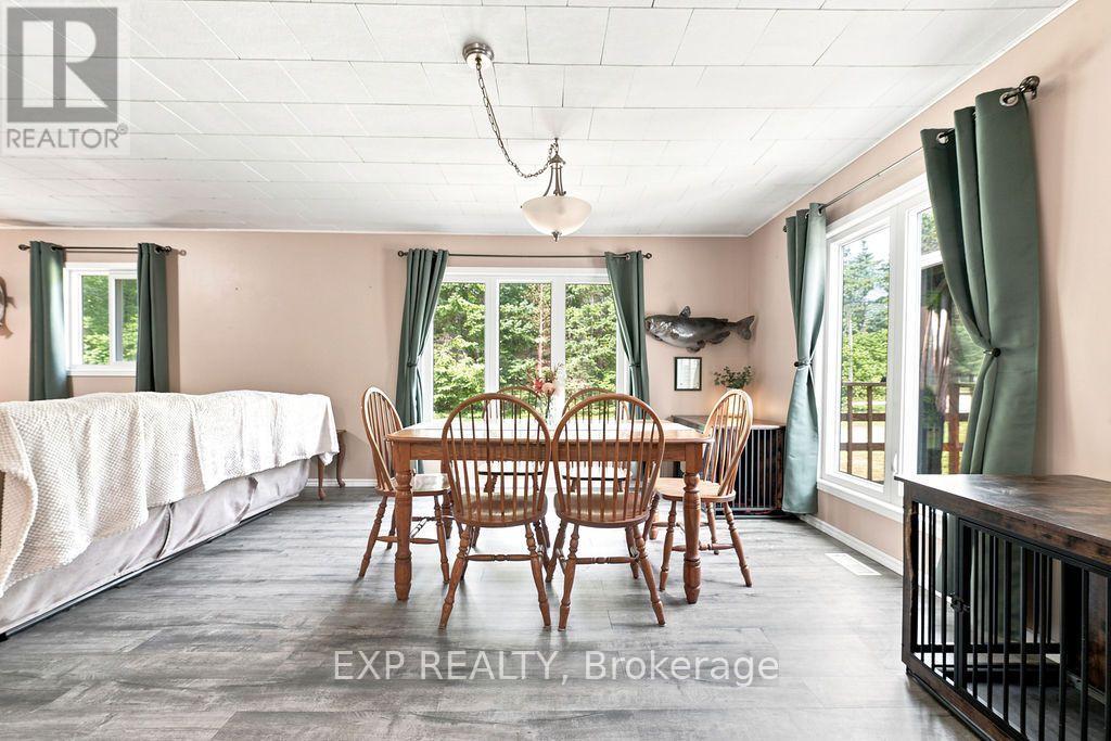 557 PINE STREET - 36