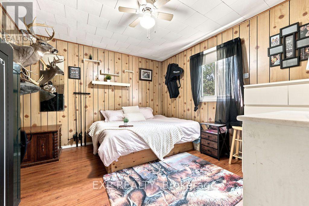 557 PINE STREET - 39