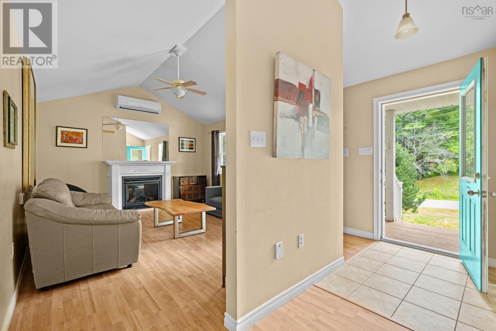 104 Bluenose Avenue - 10