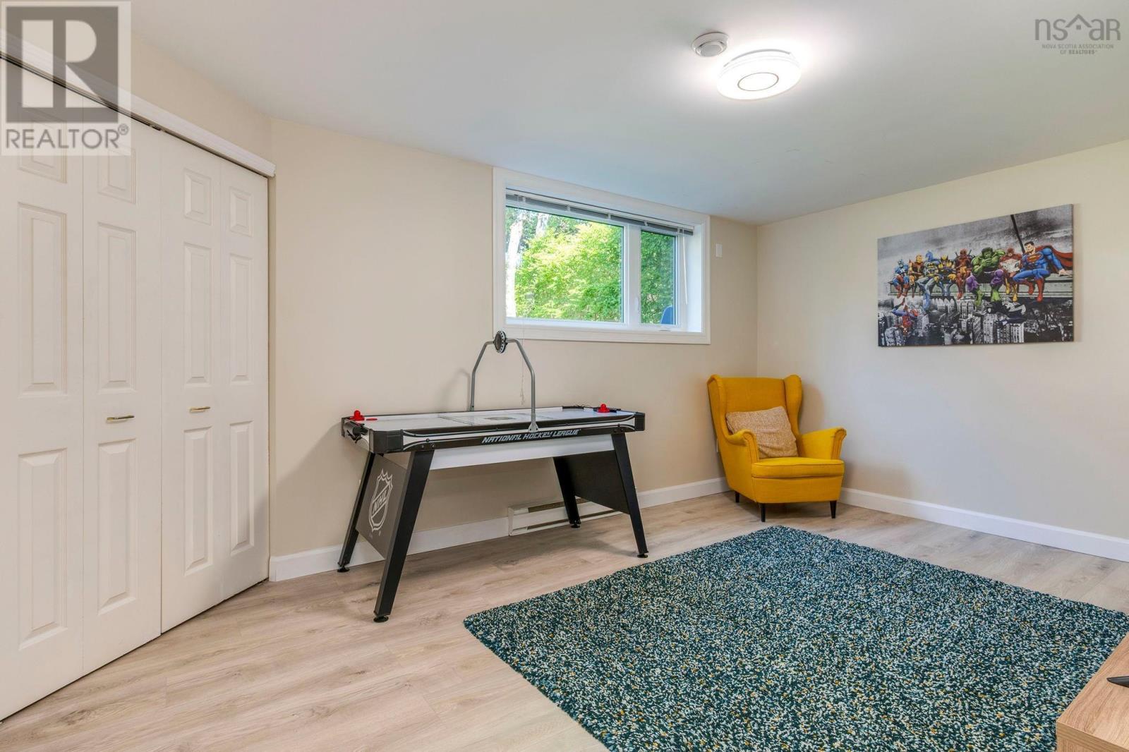 4 Turnberry Lane - 28