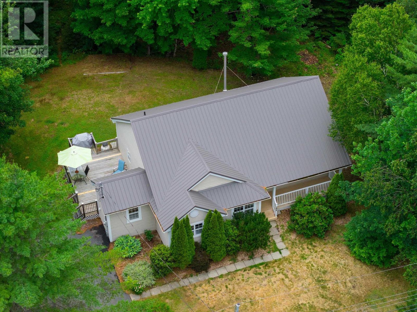 104 Bluenose Avenue - 3