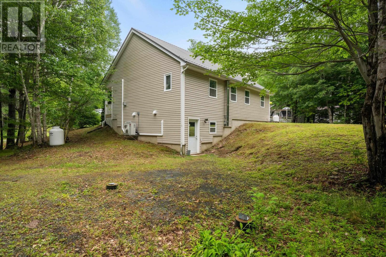 104 Bluenose Avenue - 7