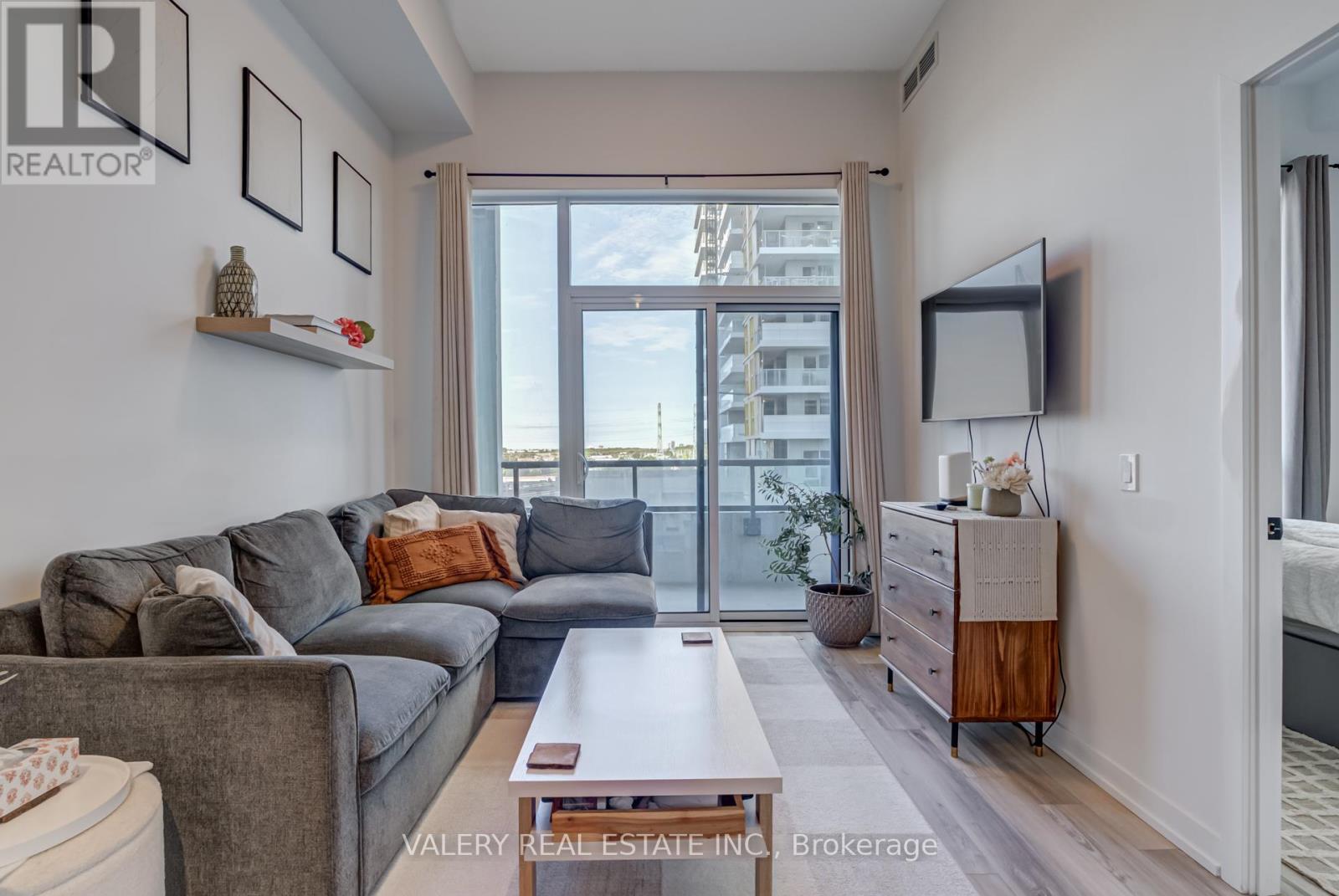 #708 1480 BAYLY STREET - 4