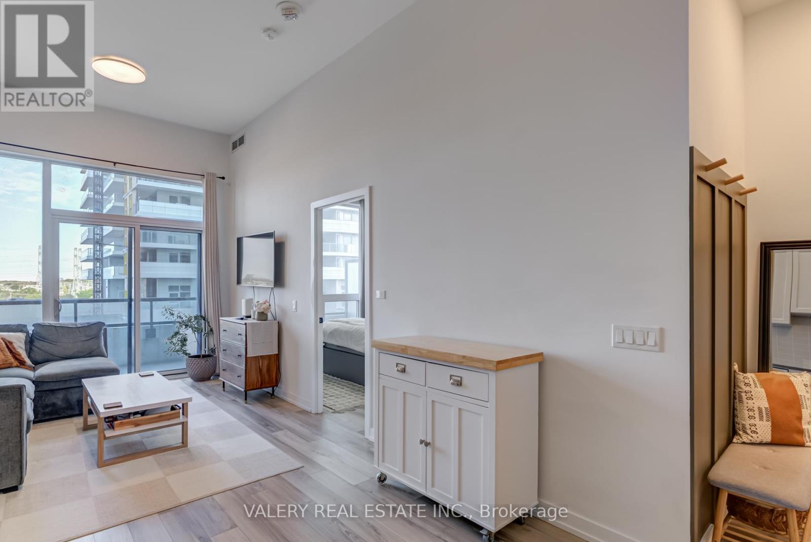 #708 1480 BAYLY STREET - 5