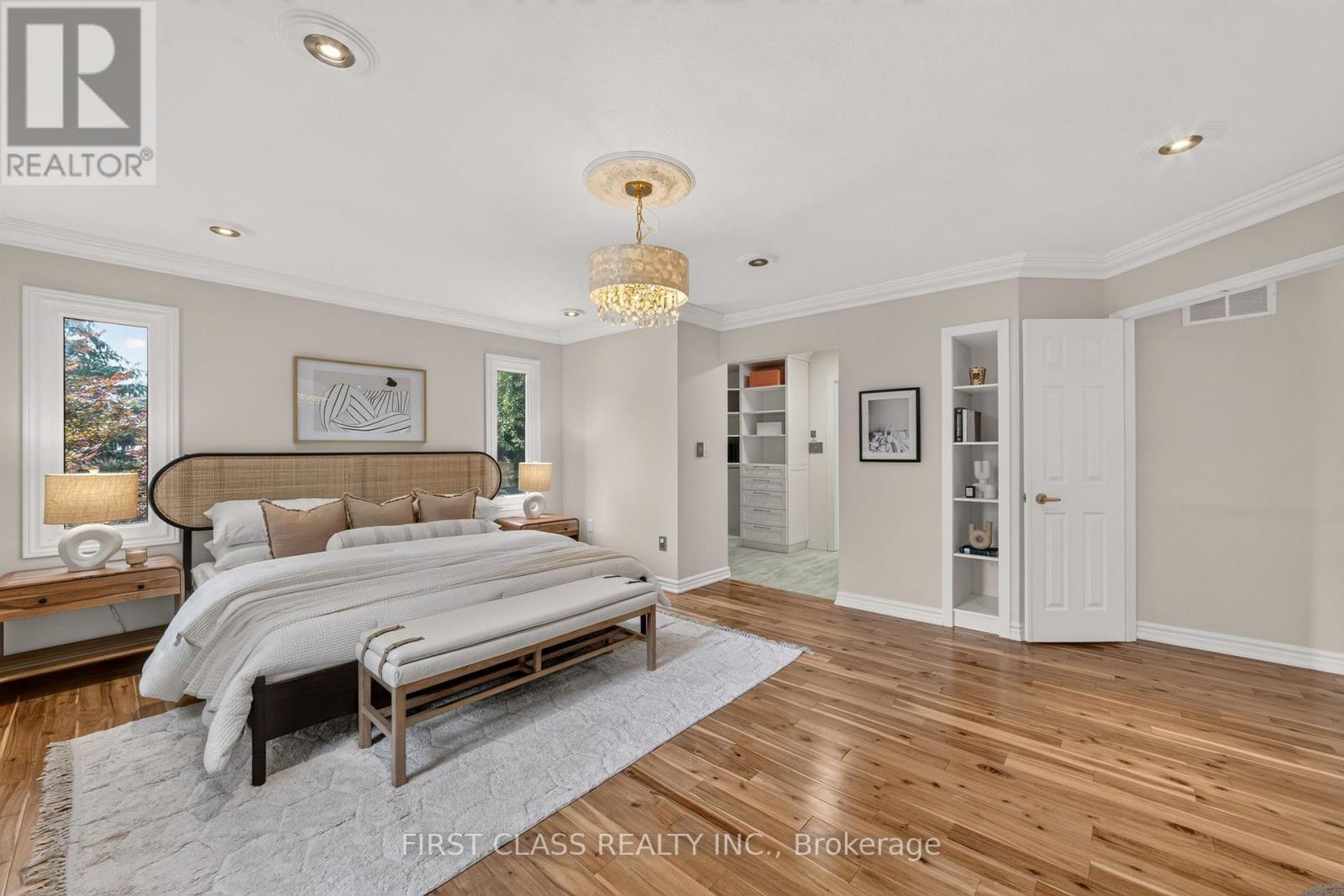 19 TOMLINSON CIRCLE - Image 22