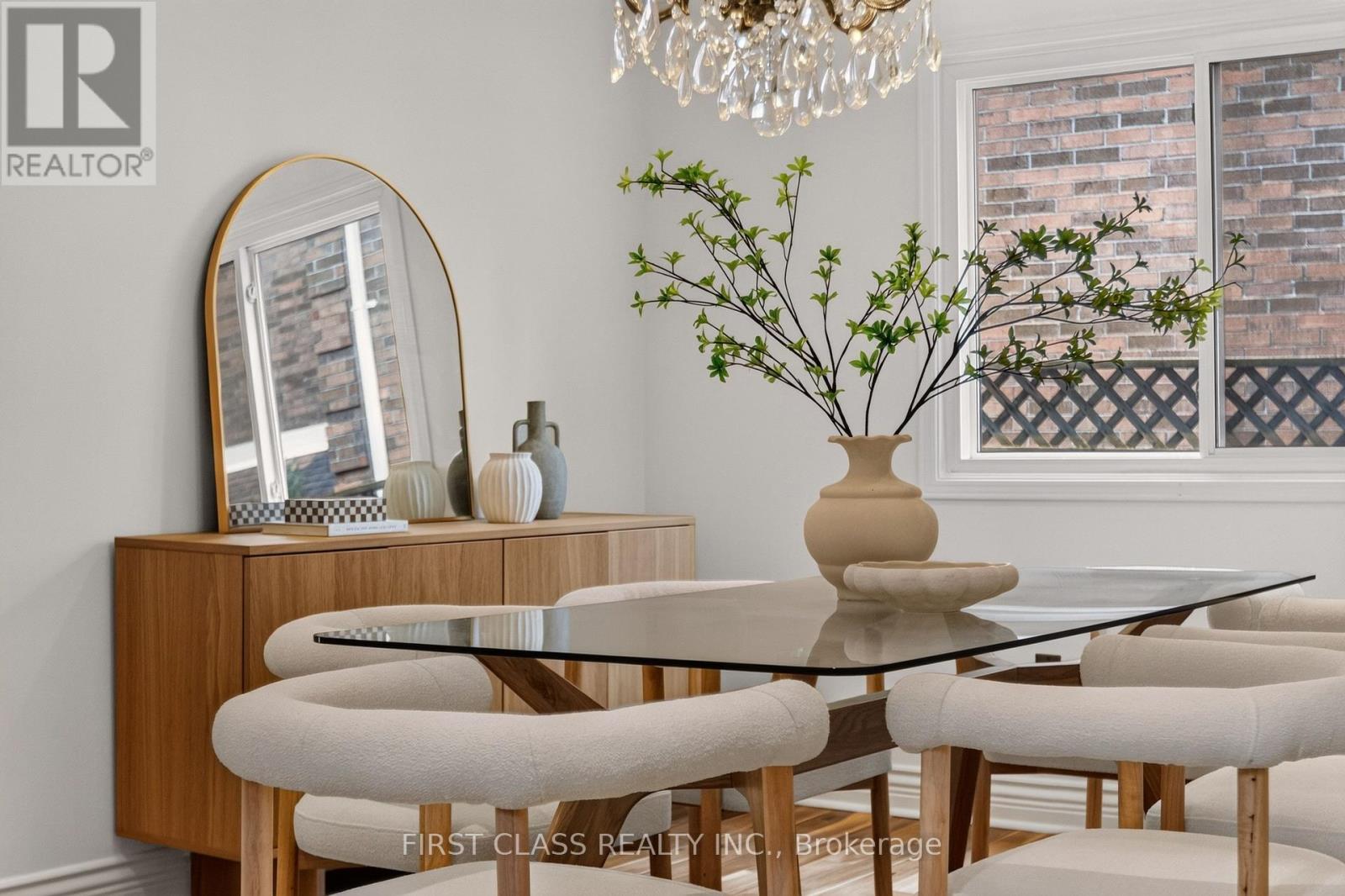 19 TOMLINSON CIRCLE - Image 7