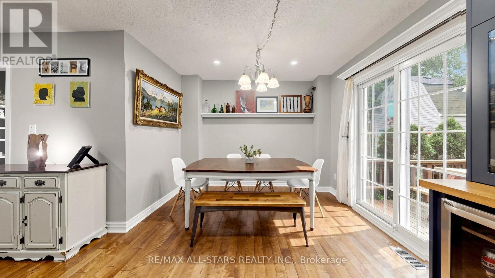 28 FLORENCE DRIVE - 22