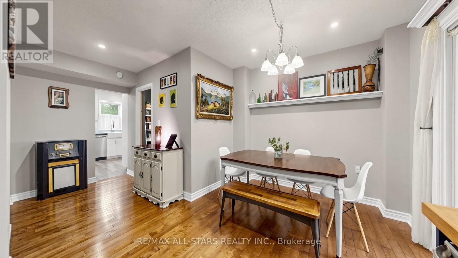 28 FLORENCE DRIVE - 23