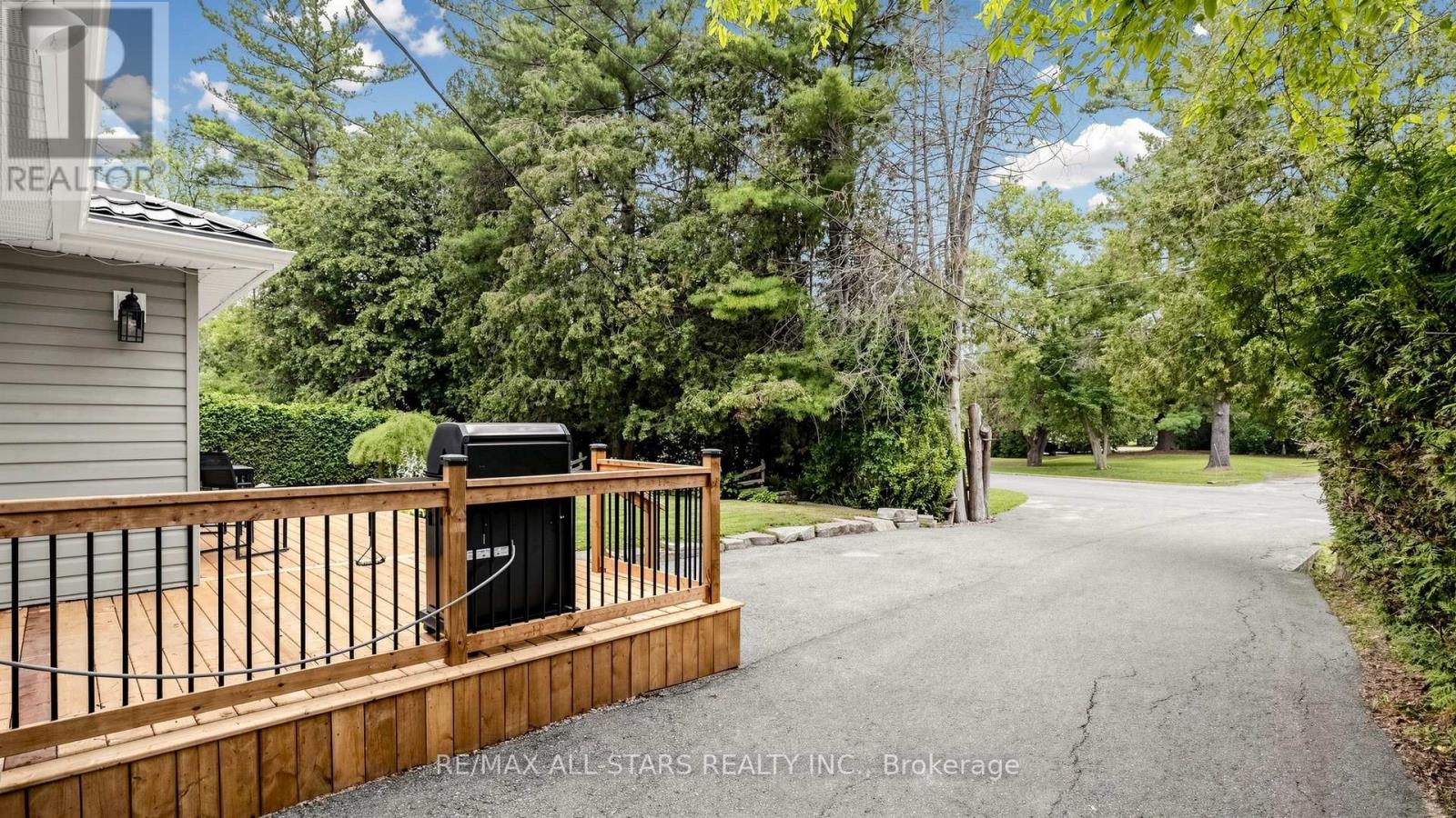 28 FLORENCE DRIVE - 4