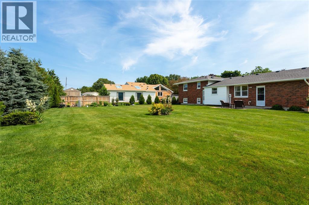1697 THURSTON ROAD - 34