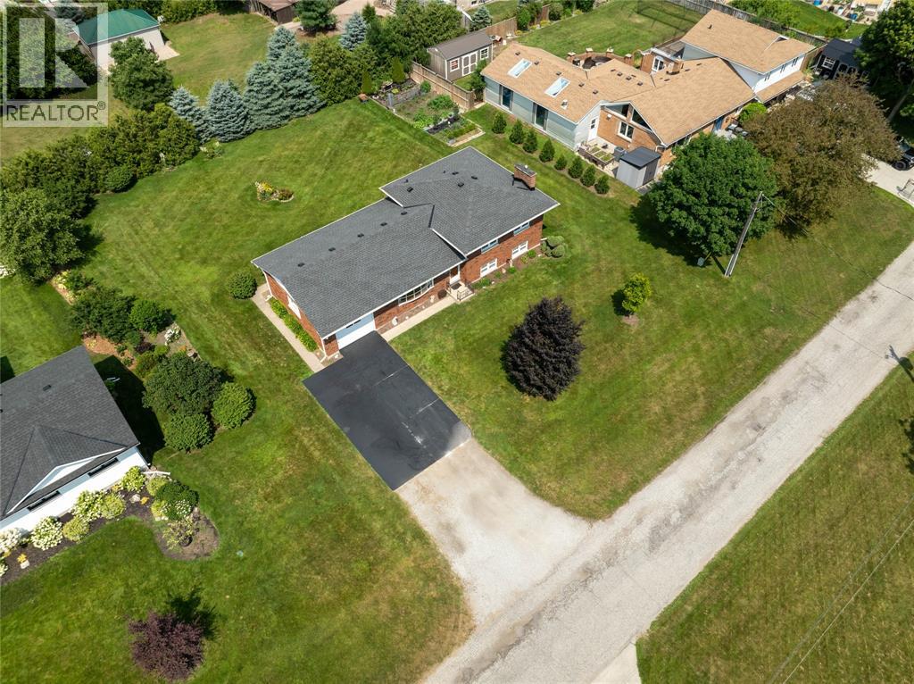 1697 THURSTON ROAD - 41