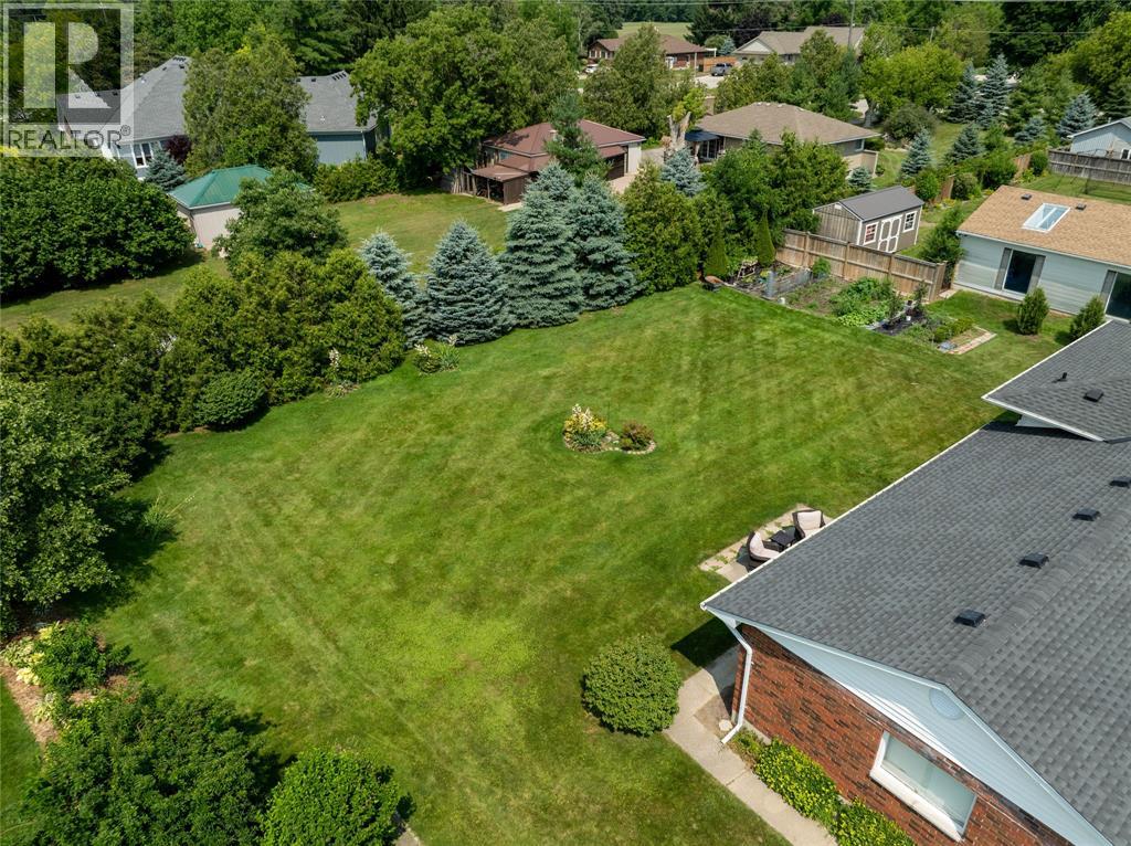 1697 THURSTON ROAD - 46