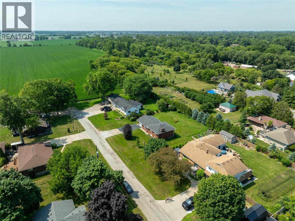 1697 THURSTON ROAD - 48