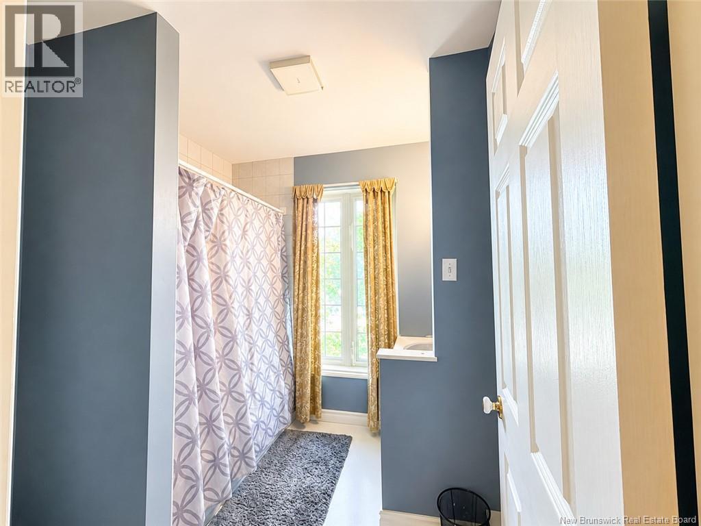 102 St George - Image 34