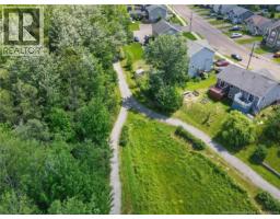 100 Belle Foret Street, Dieppe, NB E1A8X9 Photo 40