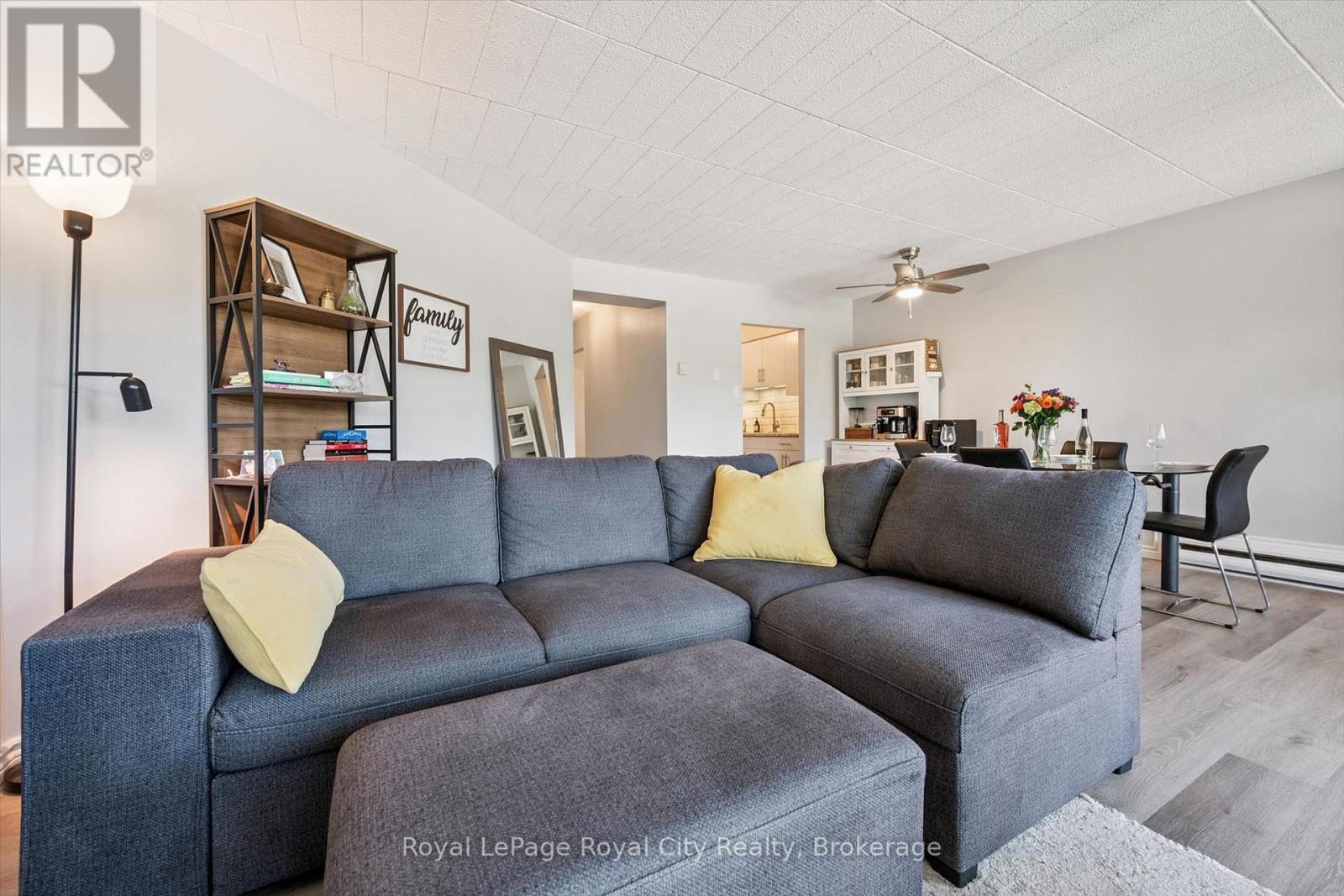 #410 105 CONROY CRESCENT - 12