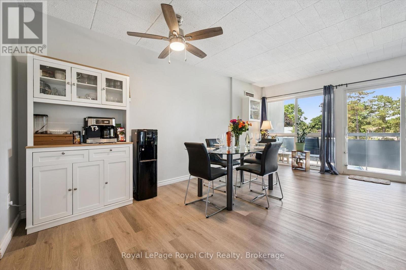 #410 105 CONROY CRESCENT - 14