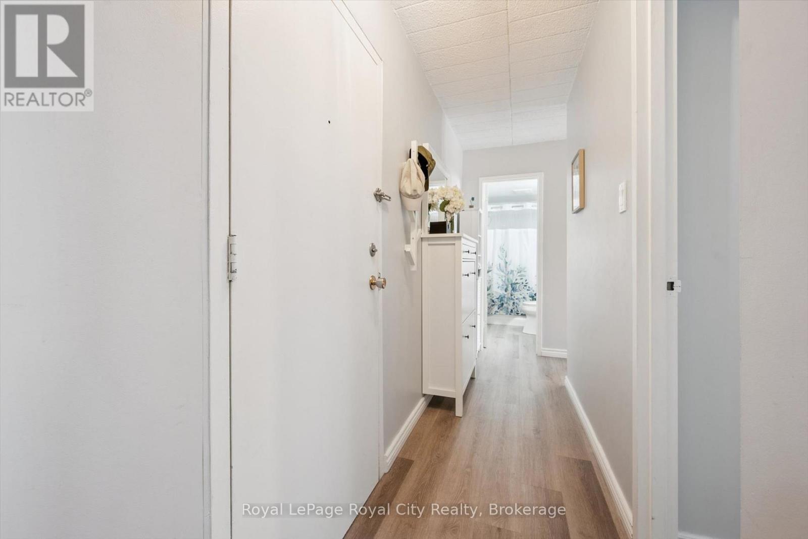 #410 105 CONROY CRESCENT - 7