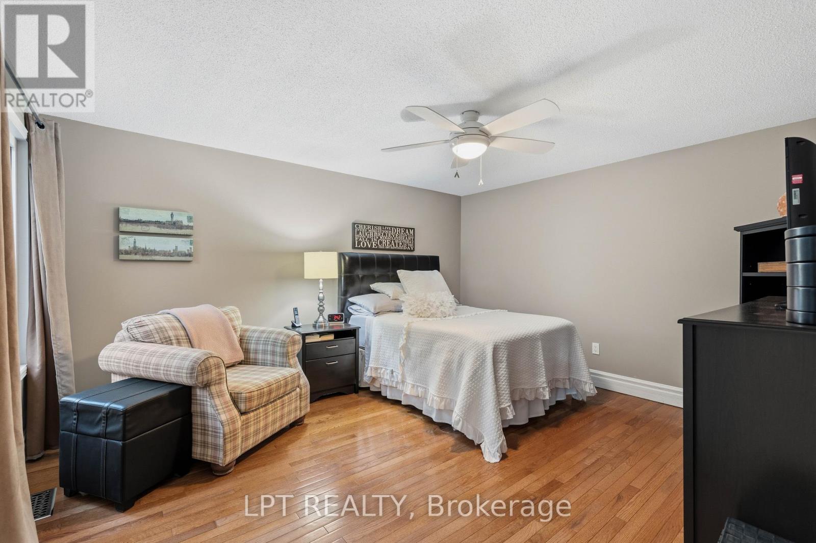 152 MCCAFFREY ROAD - 32