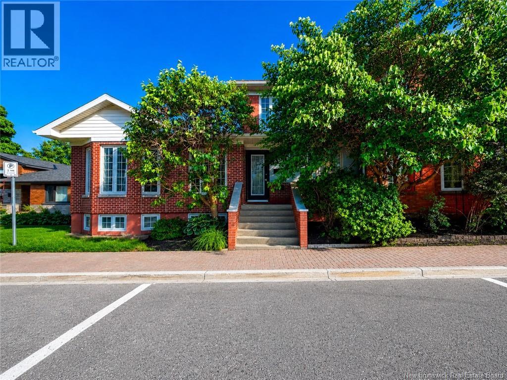 102 St. George - Image 6