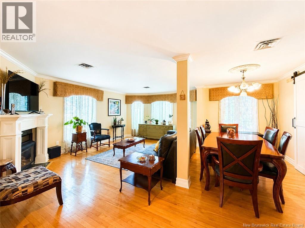 102 St. George - Image 19