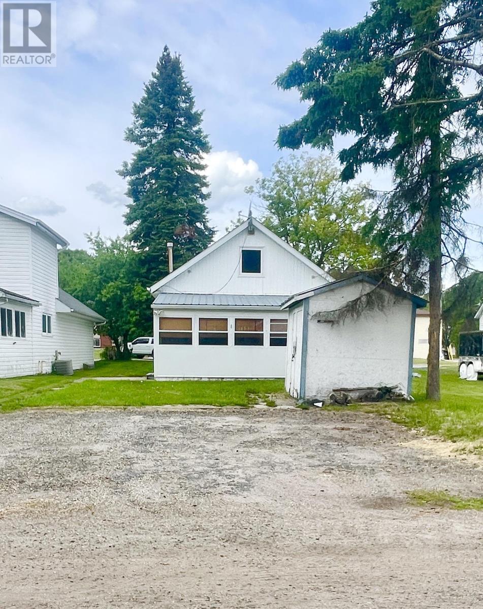 25 Casimir AVE - 34