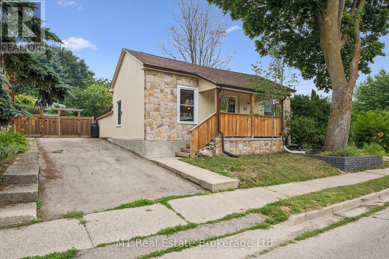 31 BAGOT STREET - Image 4
