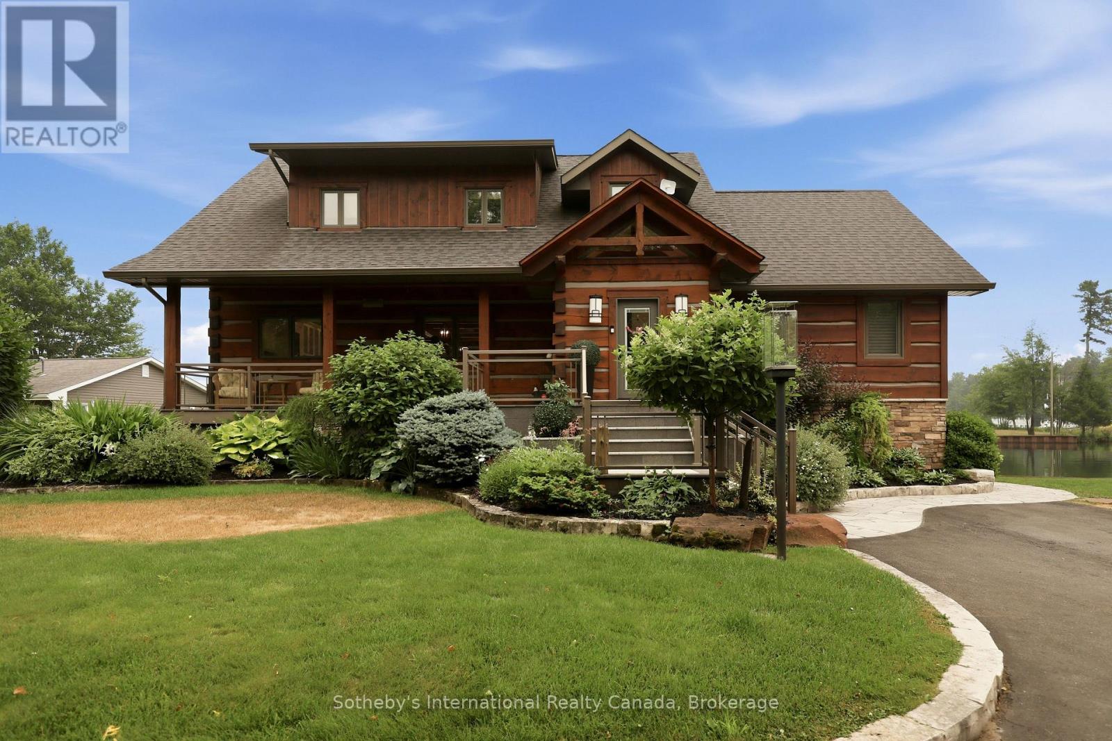 44 ALAGASH DRIVE - 2
