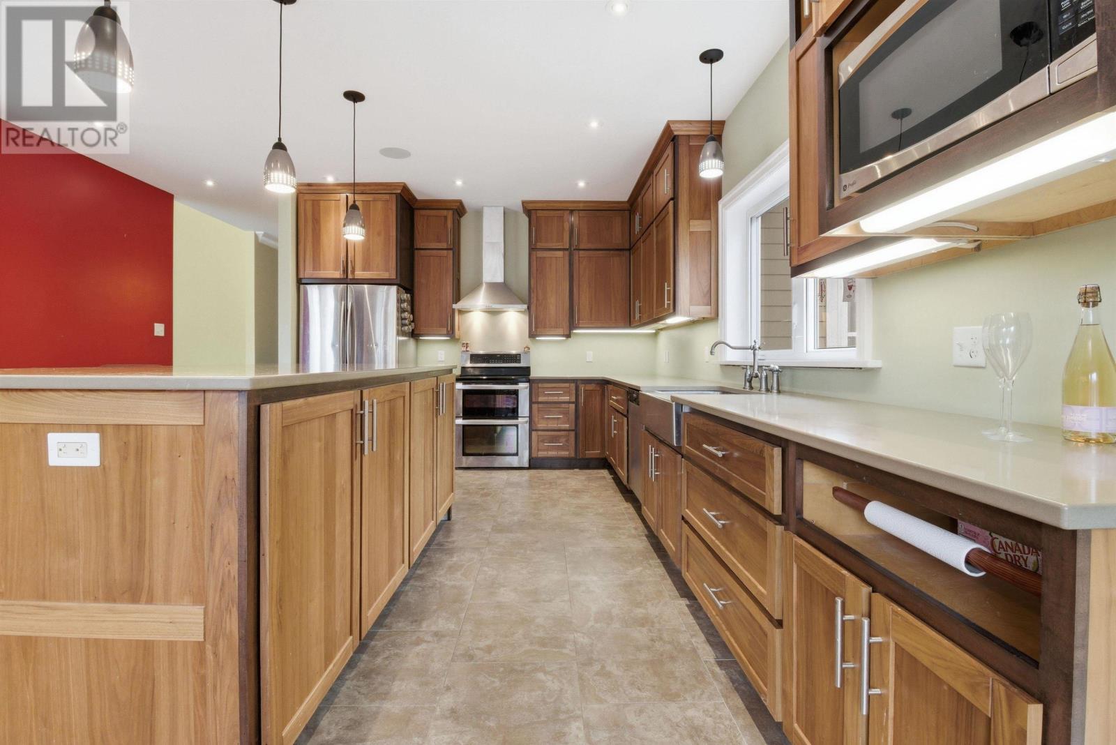 695 Sandwick Drive - 12