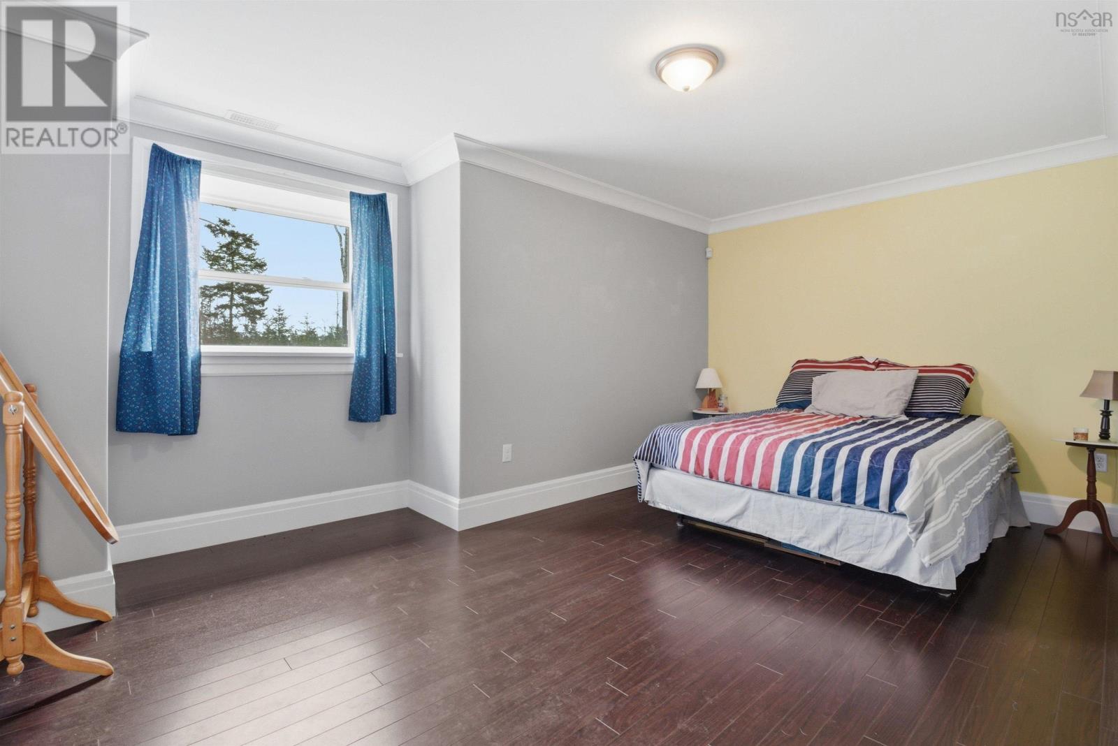 695 Sandwick Drive - 24