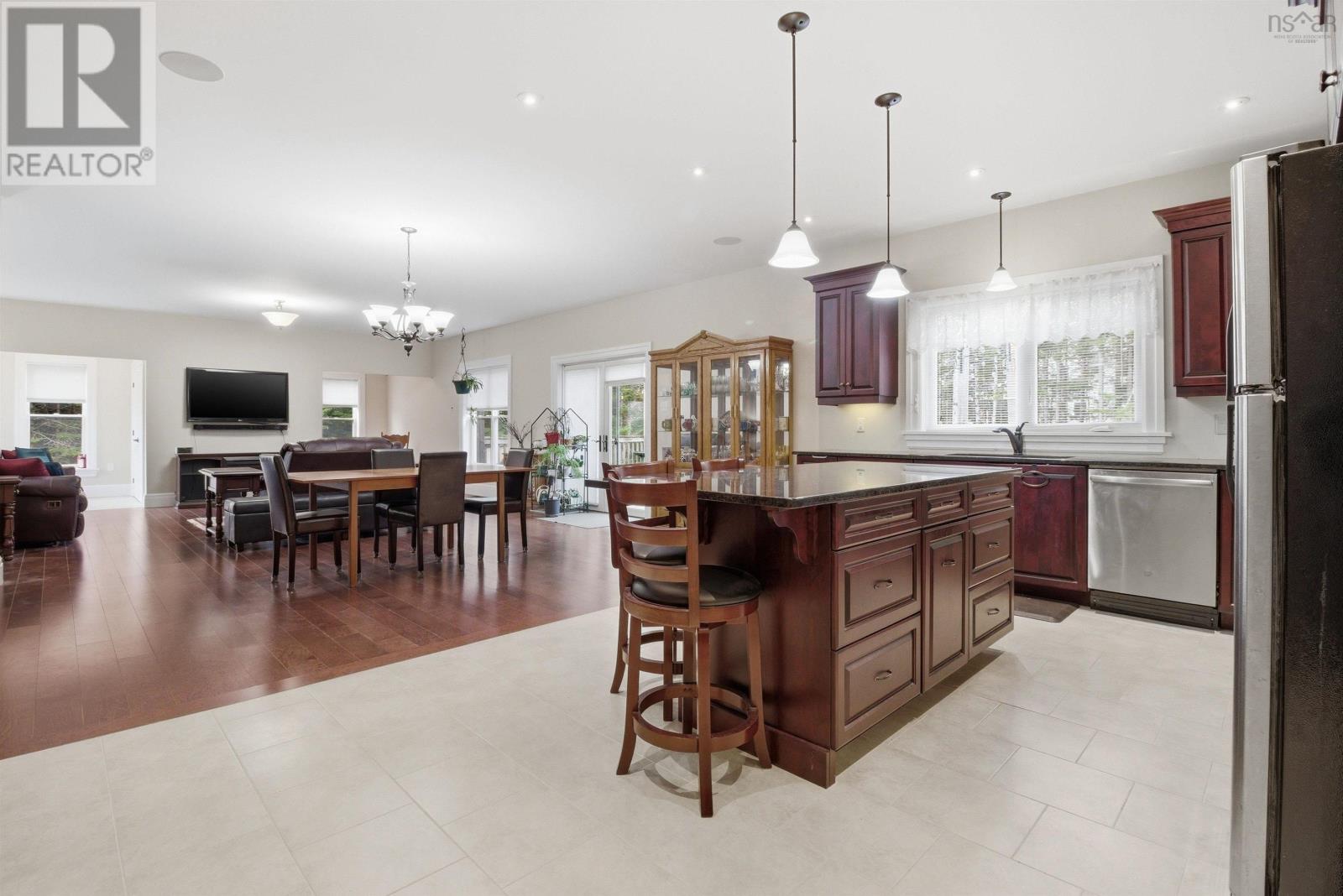 695 Sandwick Drive - 30