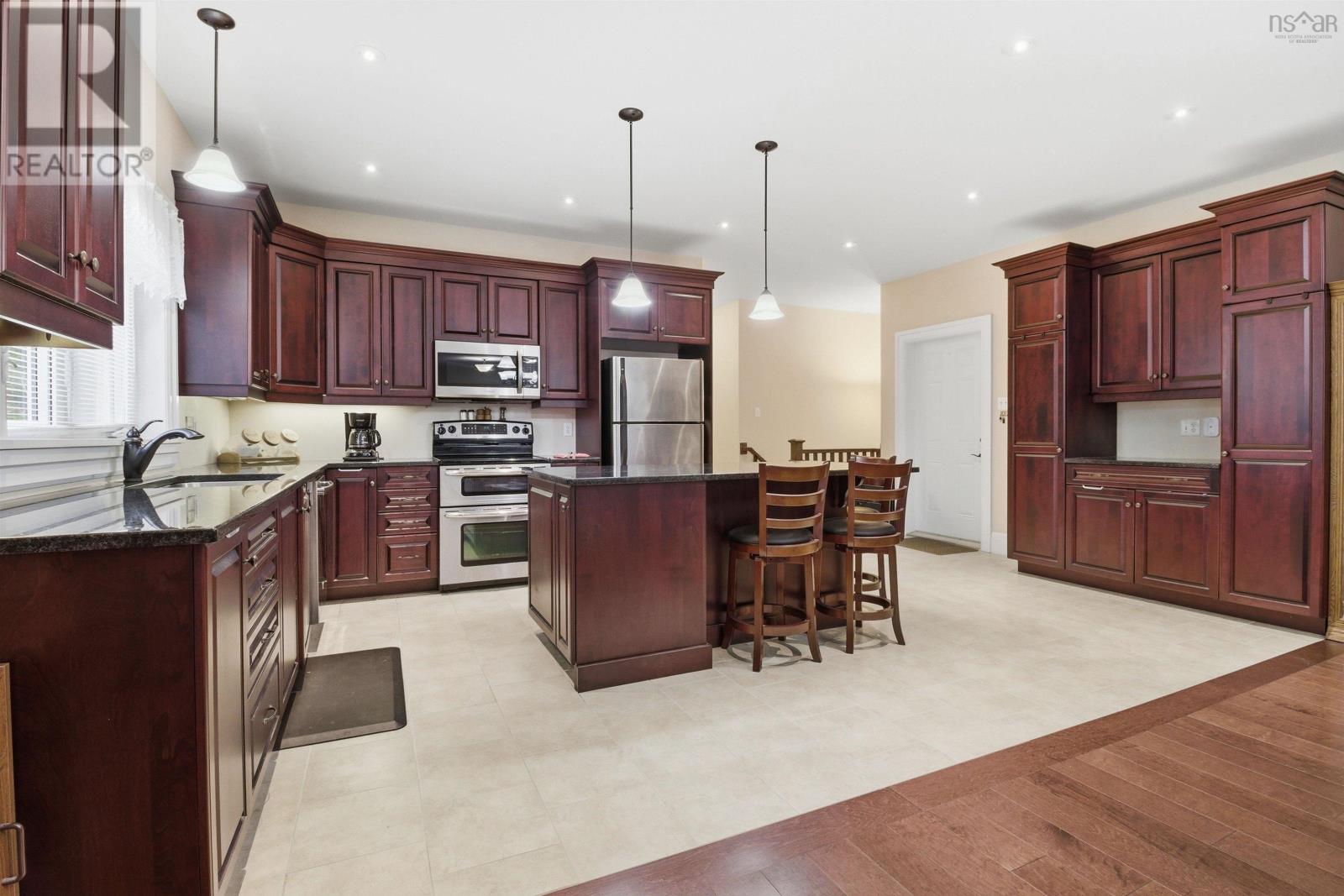 695 Sandwick Drive - 28