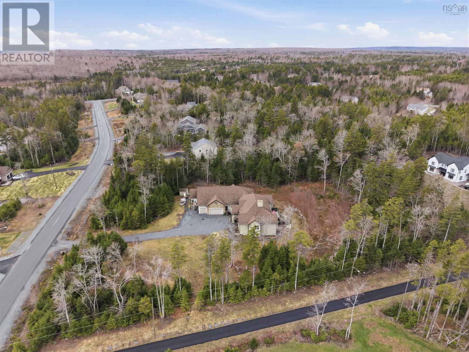 695 Sandwick Drive - 40