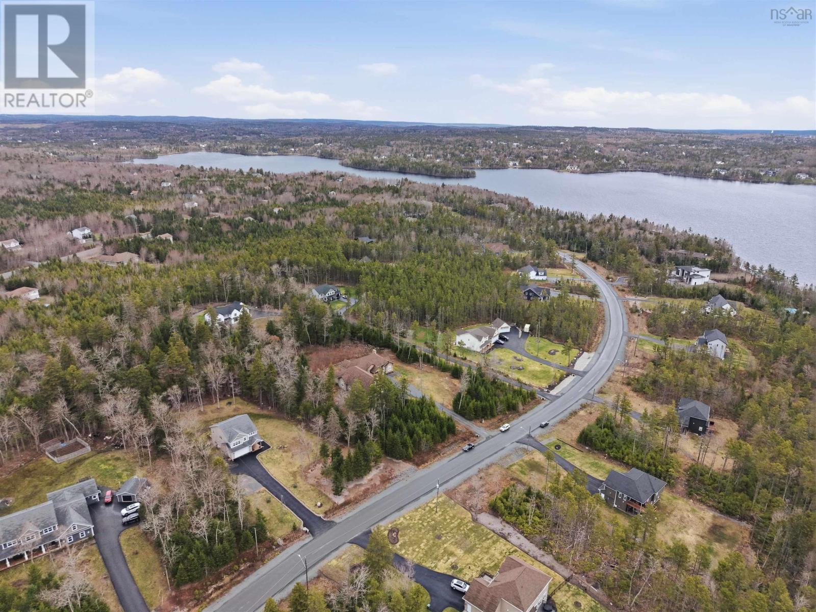 695 Sandwick Drive - 44