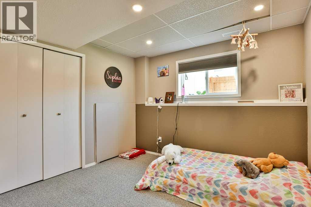 1110 25 Avenue - 30