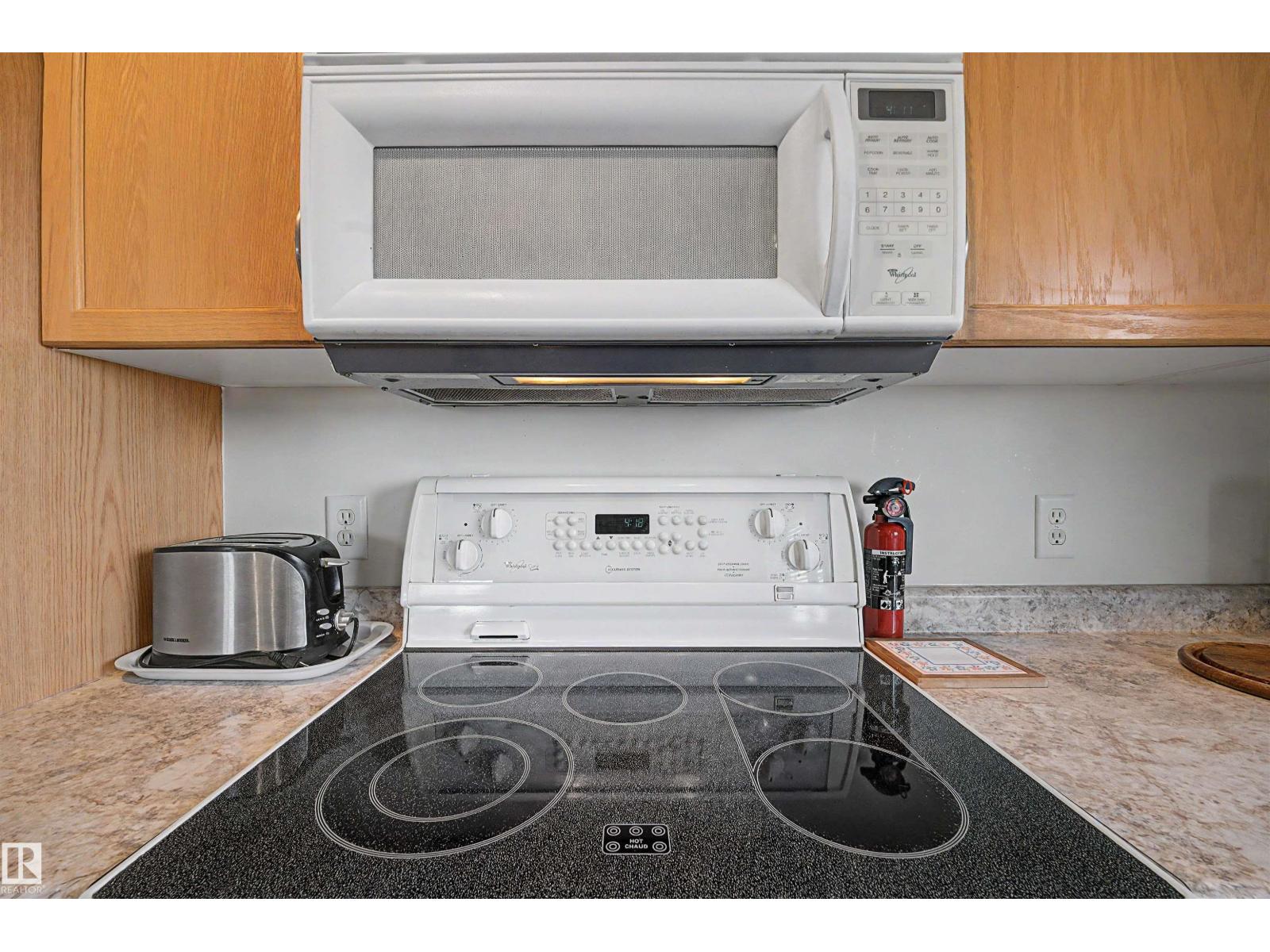 #231 231 78 A MCKENNEY AV - 10