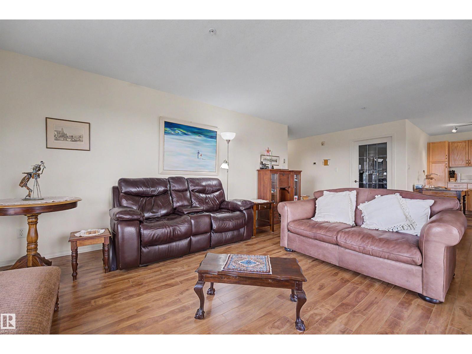 #231 231 78 A MCKENNEY AV - 16