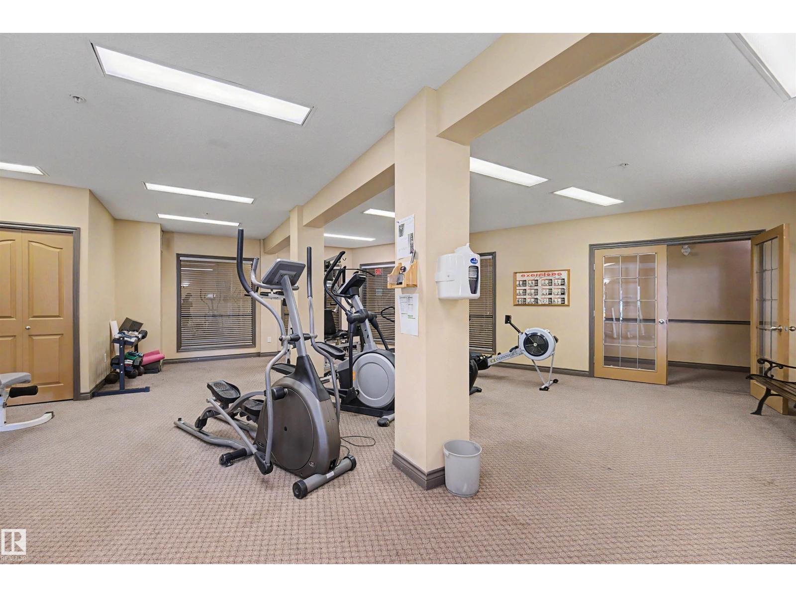 #231 231 78 A MCKENNEY AV - 37