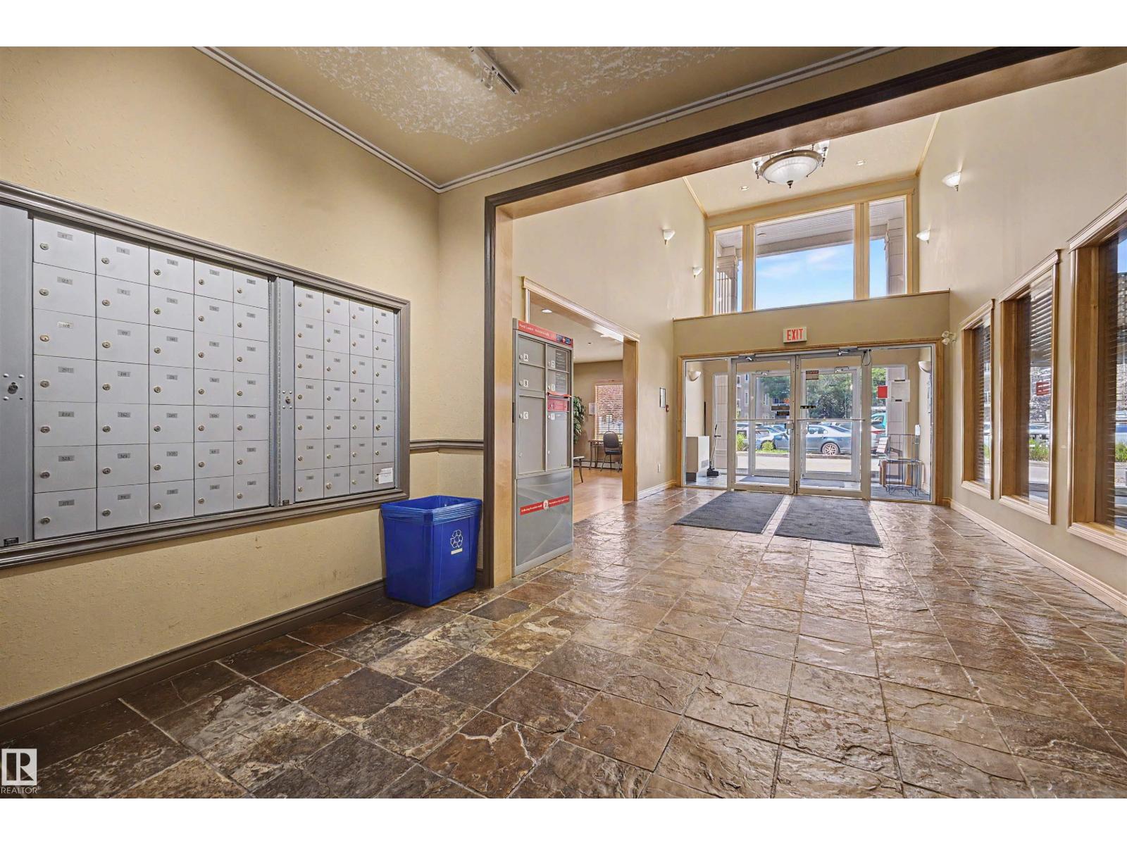 #231 231 78 A MCKENNEY AV - 53