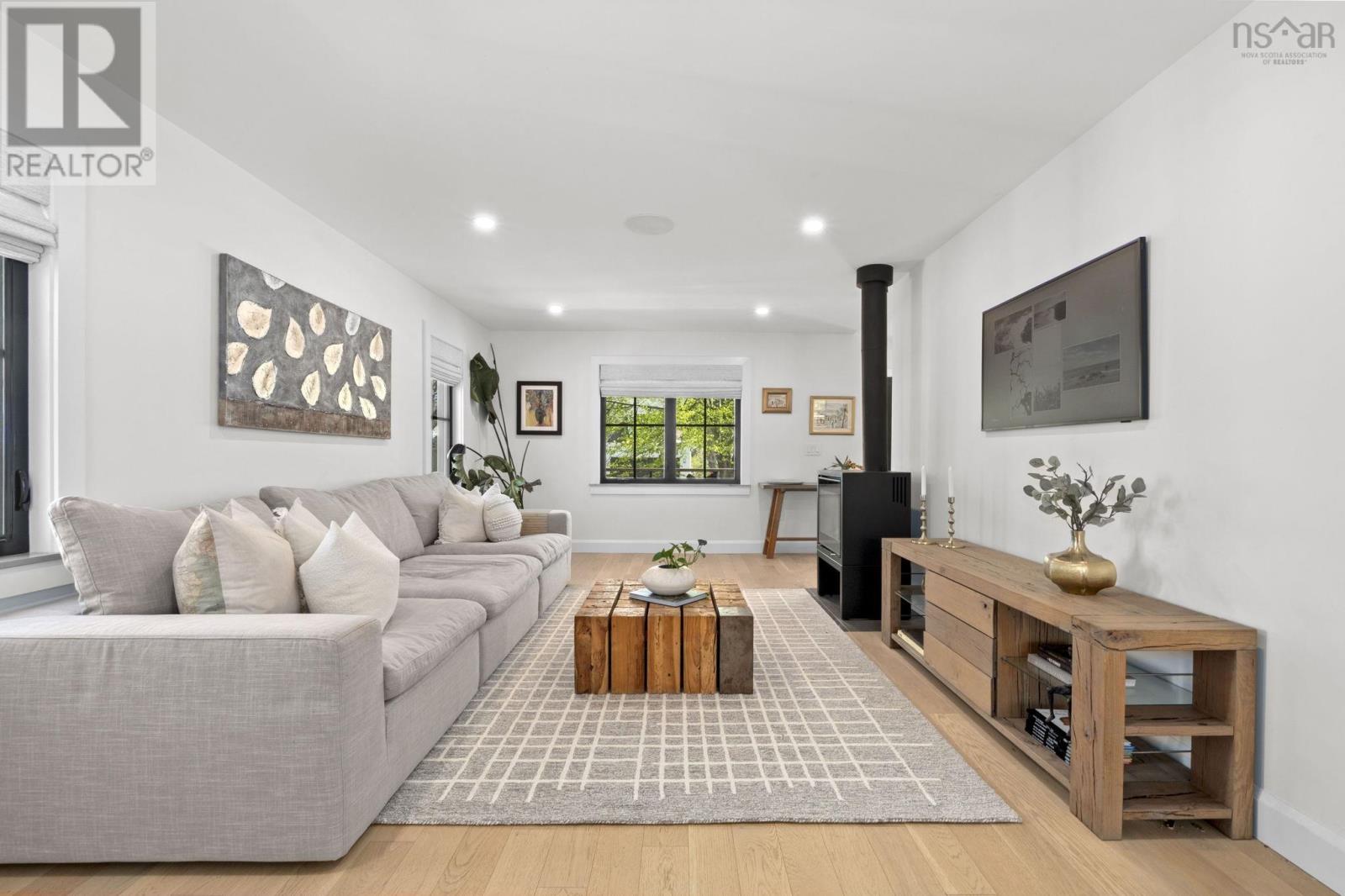 5719 Southwood Drive - 6