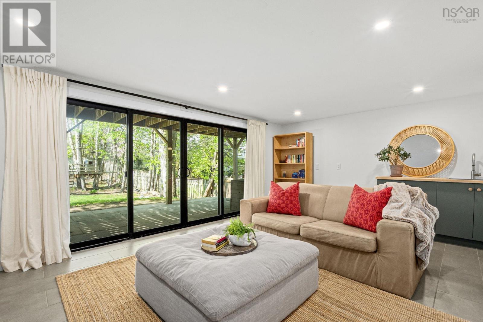 5719 Southwood Drive - 38