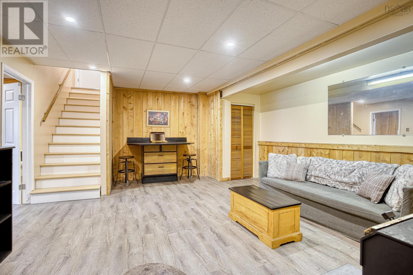 235 Pleasant Drive - 36